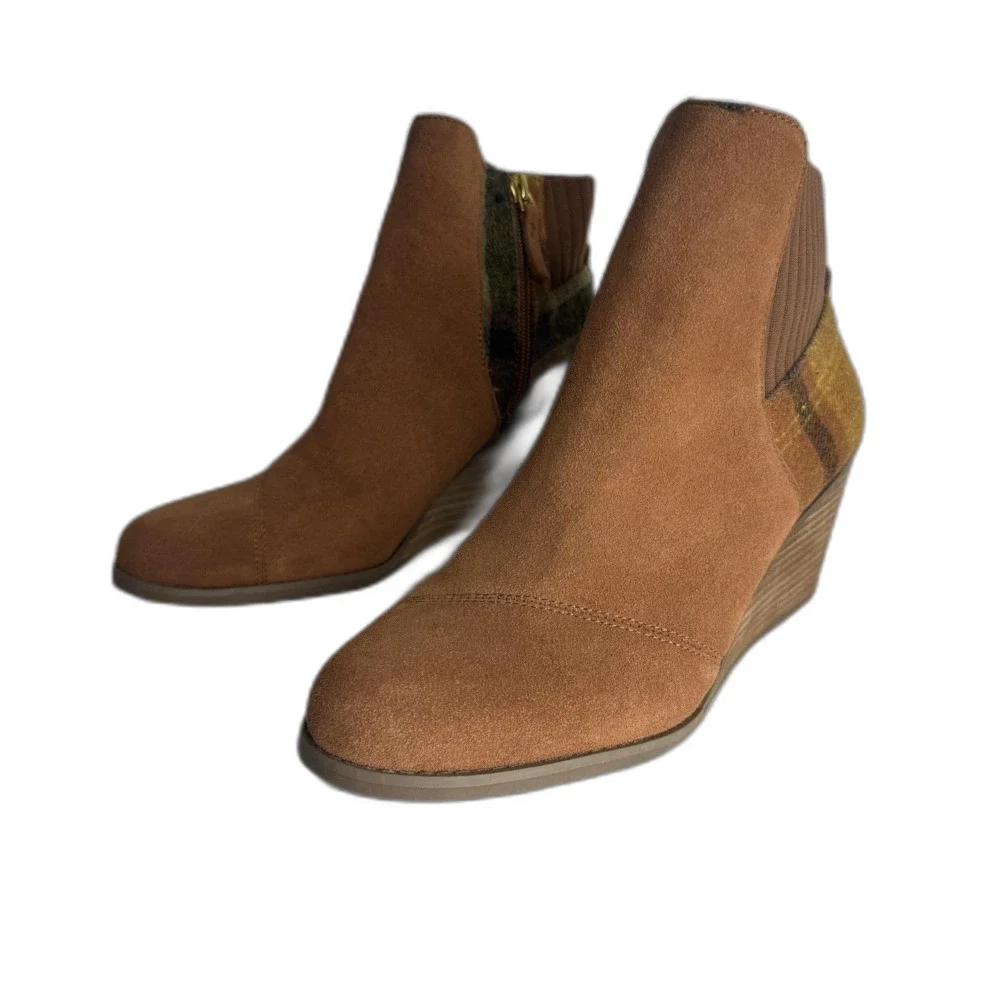 TOMS Boots Womens Size 9 Brown Suede‎ Wedge Ankle Booties Plaid Panel Side Zip